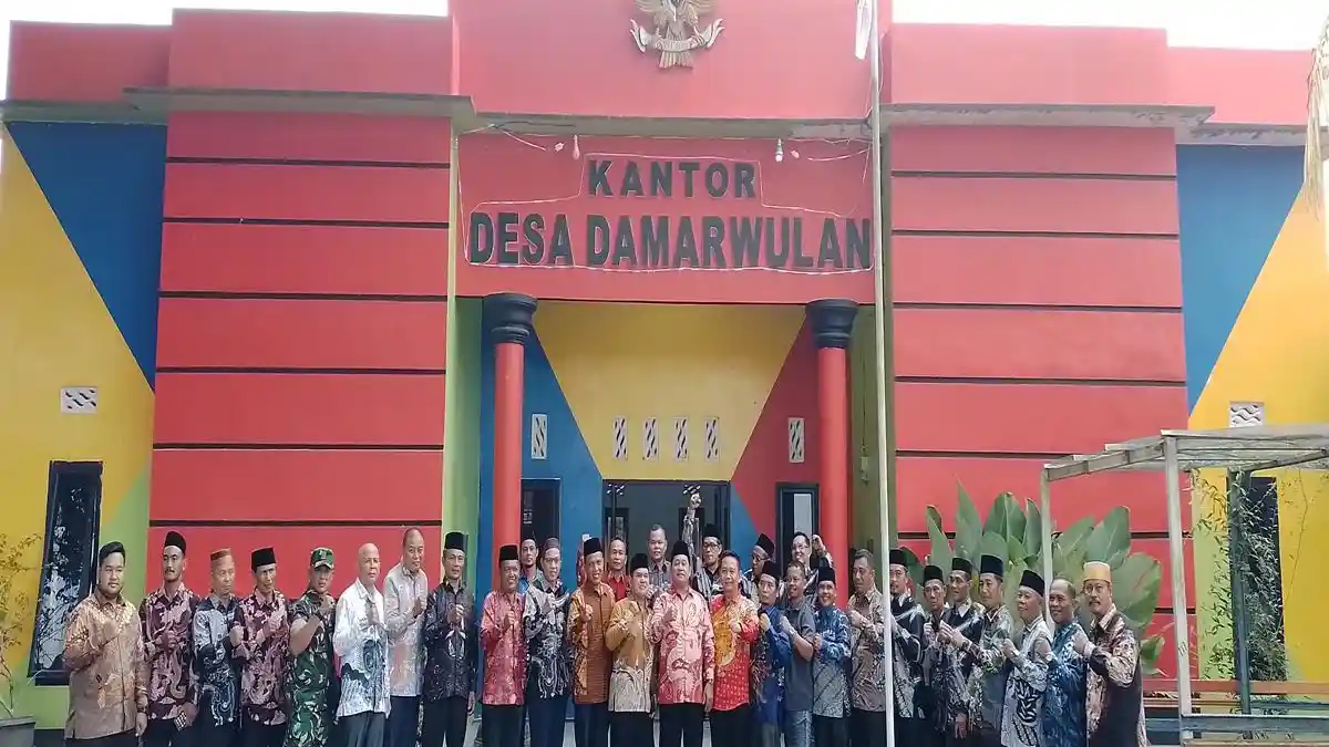 Resmikan Kantor Desa Damar Wulan, Bupati Askolani Minta Berikan Pelayanan Terbaik Untuk Masyarakat